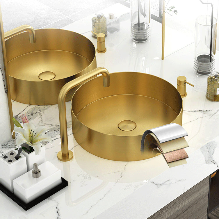 Modern Bathroom Sink Rectangular Metal Vessel Bathroom Sink with Pop-Up Drain Clearhalo 'Bathroom Remodel & Bathroom Fixtures' 'Bathroom Sinks & Faucet Components' 'Bathroom Sinks' 'bathroom_sink' 'Home Improvement' 'home_improvement' 'home_improvement_bathroom_sink' 6951652