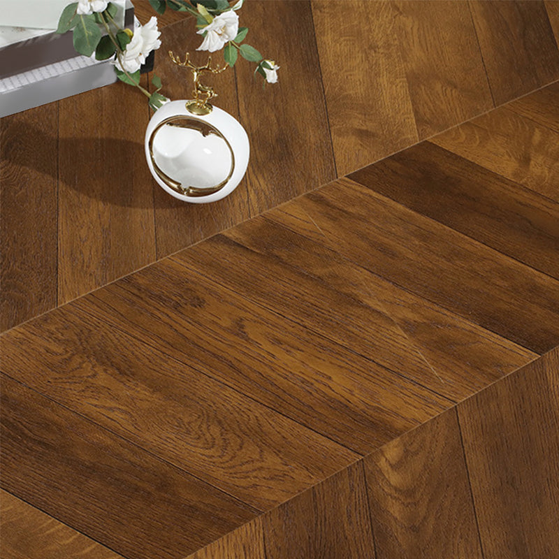 Wooden Modern Laminate Flooring Click Lock Stain Resistant Plank Flooring Red Brown Clearhalo 'Flooring 'Home Improvement' 'home_improvement' 'home_improvement_laminate_flooring' 'Laminate Flooring' 'laminate_flooring' Walls and Ceiling' 6951920