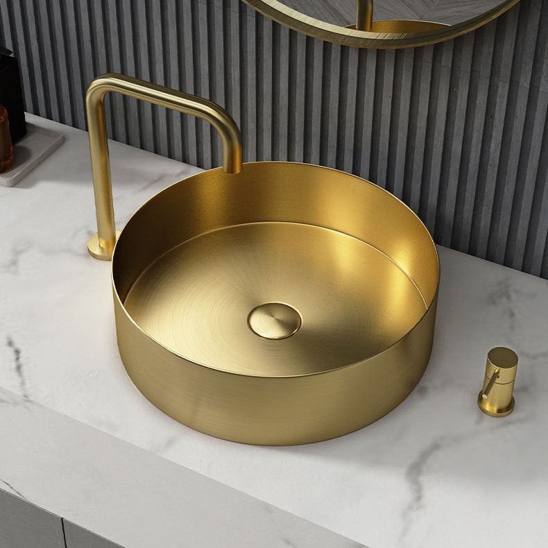 Modern Vessel Sink Round Metal with Faucet and Pop-Up Drain Vessel Lavatory Sink Clearhalo 'Bathroom Remodel & Bathroom Fixtures' 'Bathroom Sinks & Faucet Components' 'Bathroom Sinks' 'bathroom_sink' 'Home Improvement' 'home_improvement' 'home_improvement_bathroom_sink' 6952379