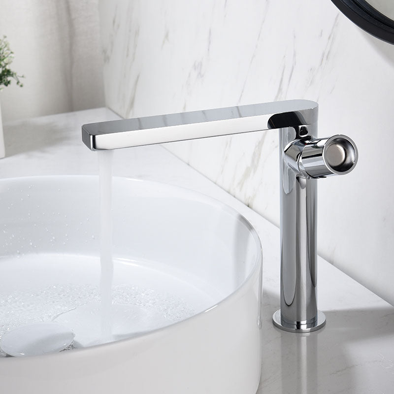 Modern Brass Bathroom Faucet Knob Handles Deck-mount Fixed Faucet Chrome Clearhalo 'Bathroom Remodel & Bathroom Fixtures' 'Bathtub Faucets' 'bathtub_faucets' 'Home Improvement' 'home_improvement' 'home_improvement_bathtub_faucets' 6952794