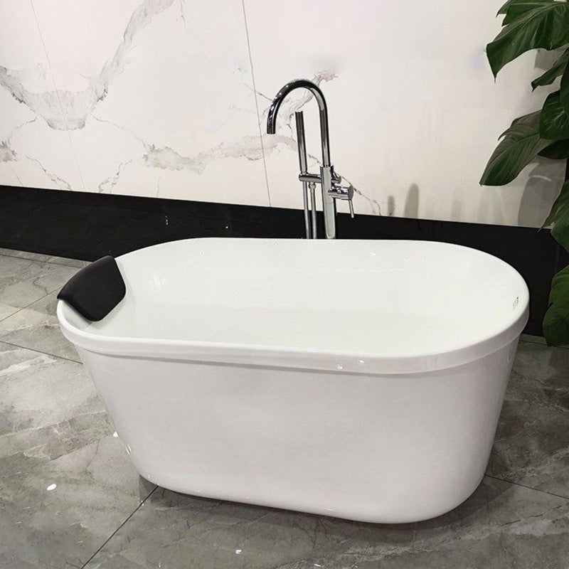 Freestanding Soaking Bath Back to Wall Modern White Bathtub With Faucet Silver Tub with Freestanding Tub Fillers Clearhalo 'Bathroom Remodel & Bathroom Fixtures' 'Bathtubs' 'Home Improvement' 'home_improvement' 'home_improvement_bathtubs' 'Showers & Bathtubs' 6975048