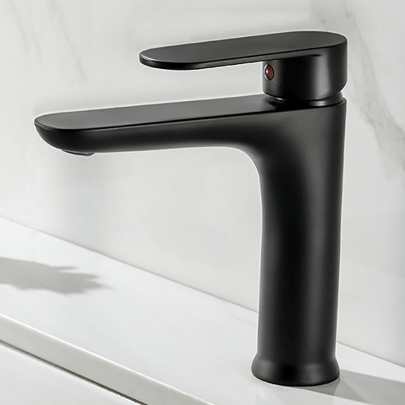 Modern Brass Bathroom Sink Faucet Circular Lever Handles Sink Faucet Black Tall Clearhalo 'Bathroom Remodel & Bathroom Fixtures' 'Bathroom Sink Faucets' 'Bathroom Sinks & Faucet Components' 'bathroom_sink_faucets' 'Home Improvement' 'home_improvement' 'home_improvement_bathroom_sink_faucets' 6977655