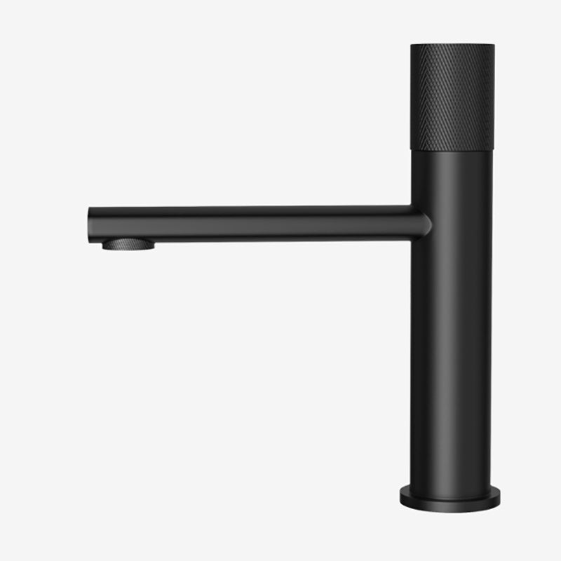 Modern Brass Bathroom Sink Faucet Circular Knob Handle Sink Faucet Black Short Clearhalo 'Bathroom Remodel & Bathroom Fixtures' 'Bathroom Sink Faucets' 'Bathroom Sinks & Faucet Components' 'bathroom_sink_faucets' 'Home Improvement' 'home_improvement' 'home_improvement_bathroom_sink_faucets' 6977692