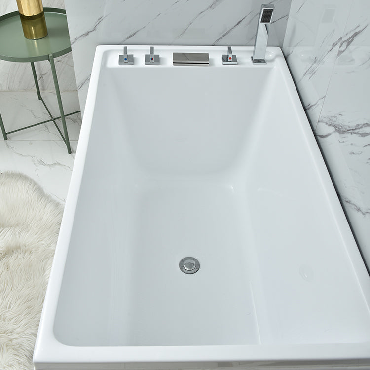Acrylic Rectangular Bathtub Soaking Back to Wall Tub , 25.2" Tall Clearhalo 'Bathroom Remodel & Bathroom Fixtures' 'Bathtubs' 'Home Improvement' 'home_improvement' 'home_improvement_bathtubs' 'Showers & Bathtubs' 7003698