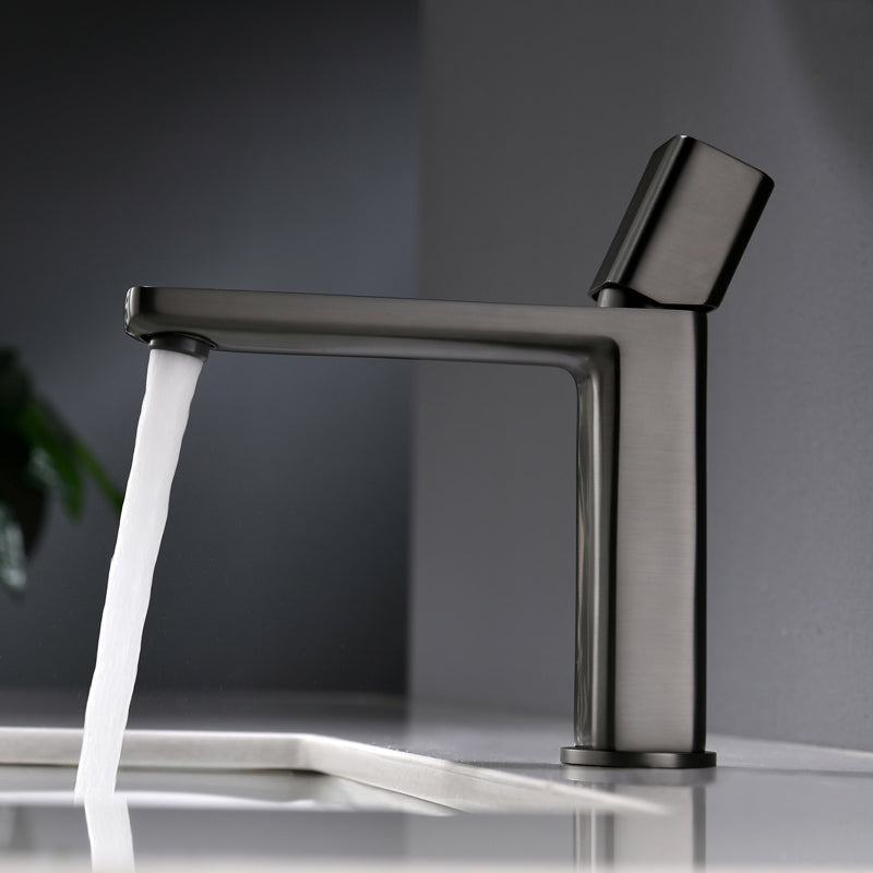 Modern Knob Handle Sink Faucet White Brass Bathroom Sink Faucet Gun Grey Short Clearhalo 'Bathroom Remodel & Bathroom Fixtures' 'Bathroom Sink Faucets' 'Bathroom Sinks & Faucet Components' 'bathroom_sink_faucets' 'Home Improvement' 'home_improvement' 'home_improvement_bathroom_sink_faucets' 7010640