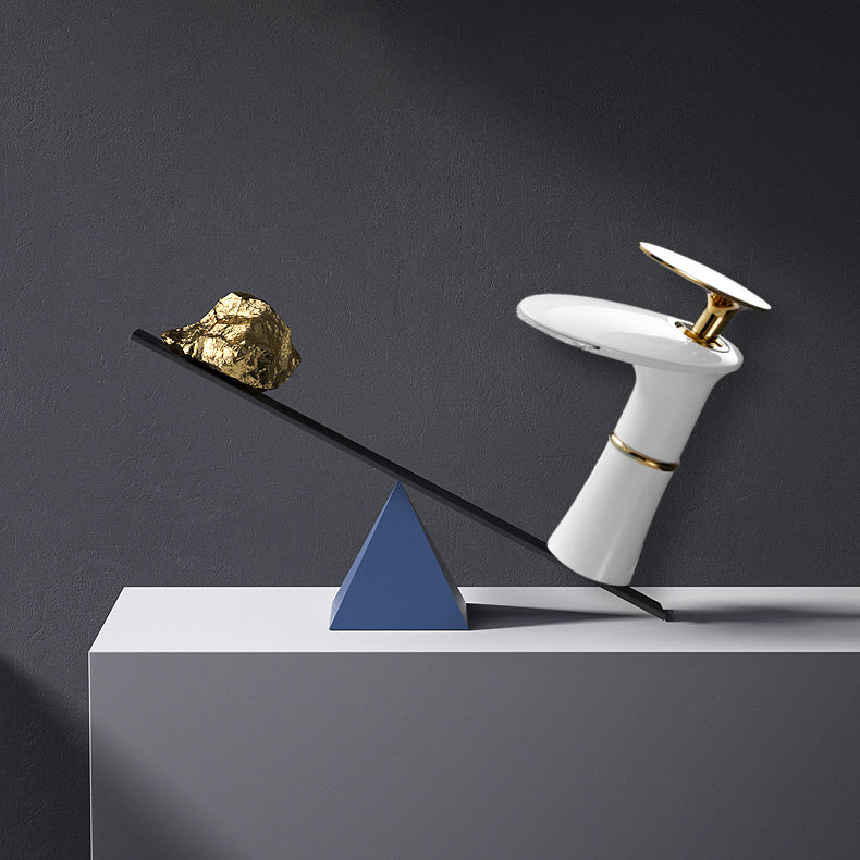 Modern Bathroom Sink Faucet Lever Handle Waterfall Spout Sink Faucet Clearhalo 'Bathroom Remodel & Bathroom Fixtures' 'Bathroom Sink Faucets' 'Bathroom Sinks & Faucet Components' 'bathroom_sink_faucets' 'Home Improvement' 'home_improvement' 'home_improvement_bathroom_sink_faucets' 7010752