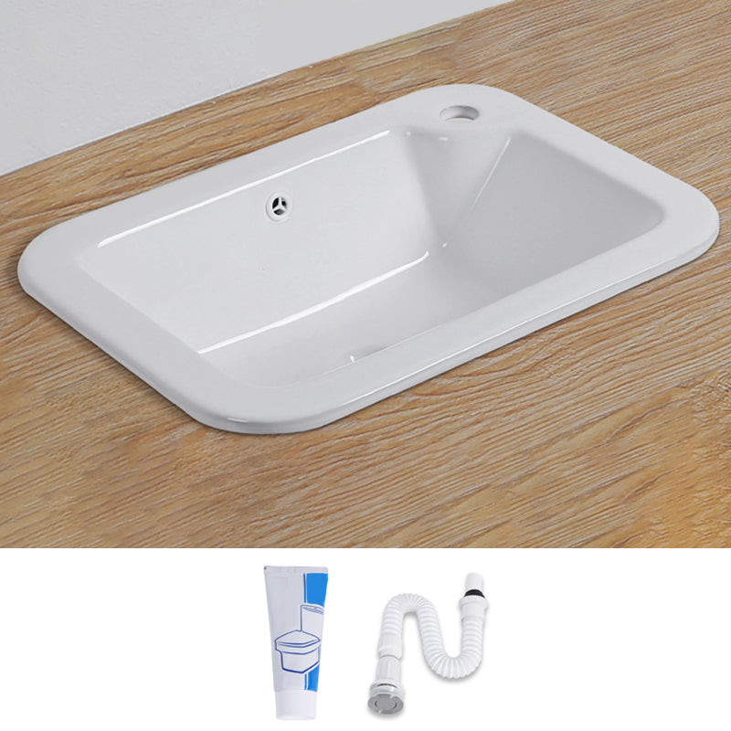Traditional Square Wash Stand Ceramic Metal Undermount Bathroom Sink 22"L x 16"W x 7"H Sink Clearhalo 'Bathroom Remodel & Bathroom Fixtures' 'Bathroom Sinks & Faucet Components' 'Bathroom Sinks' 'bathroom_sink' 'Home Improvement' 'home_improvement' 'home_improvement_bathroom_sink' 7010999