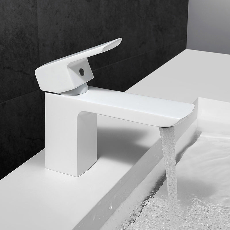 Modern Lever Handles Sink Faucet White Brass Bathroom Sink Faucet Clearhalo 'Bathroom Remodel & Bathroom Fixtures' 'Bathroom Sink Faucets' 'Bathroom Sinks & Faucet Components' 'bathroom_sink_faucets' 'Home Improvement' 'home_improvement' 'home_improvement_bathroom_sink_faucets' 7011170