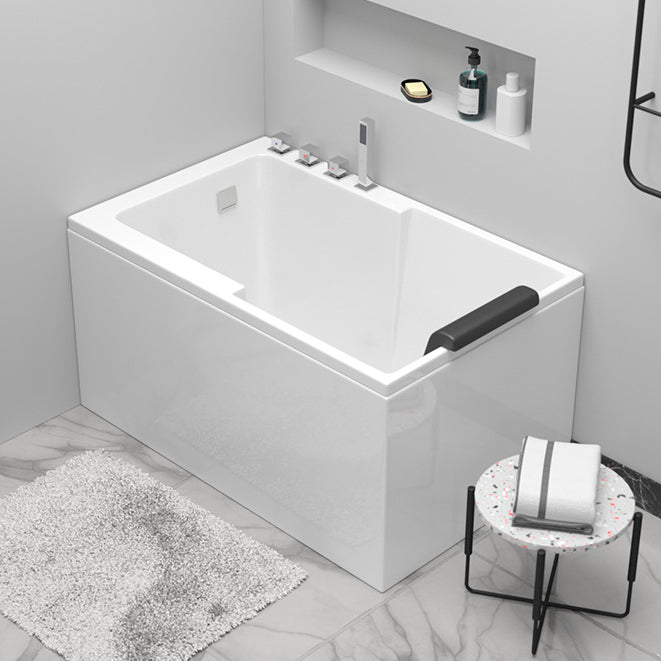 Modern Acrylic Rectangular Tub Soaking 24.8-inch Tall Bath Tub in White Clearhalo 'Bathroom Remodel & Bathroom Fixtures' 'Bathtubs' 'Home Improvement' 'home_improvement' 'home_improvement_bathtubs' 'Showers & Bathtubs' 7023659