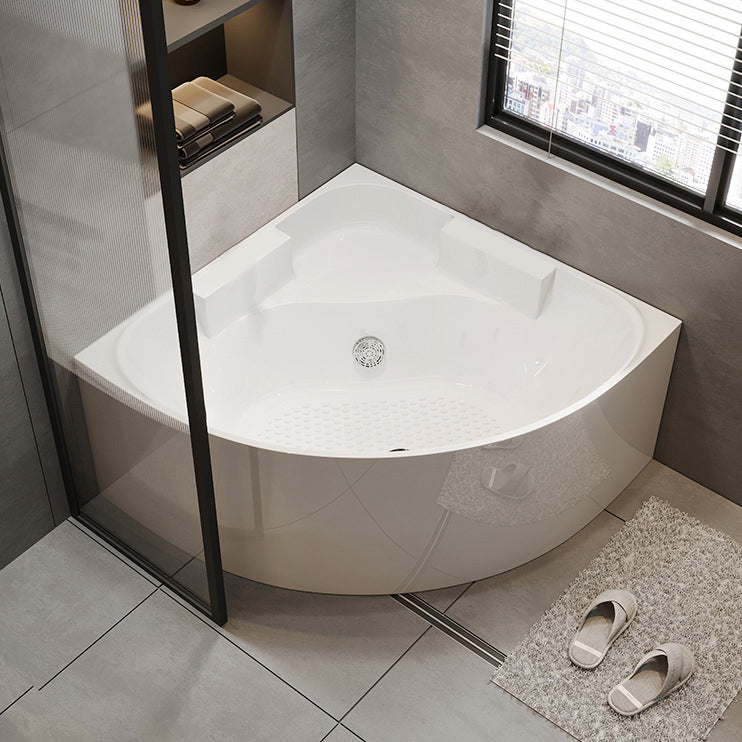 Modern Acrylic Corner Bath Soaking Seat Included Bathtub in White Massage Not Included Tub Clearhalo 'Bathroom Remodel & Bathroom Fixtures' 'Bathtubs' 'Home Improvement' 'home_improvement' 'home_improvement_bathtubs' 'Showers & Bathtubs' 7023696