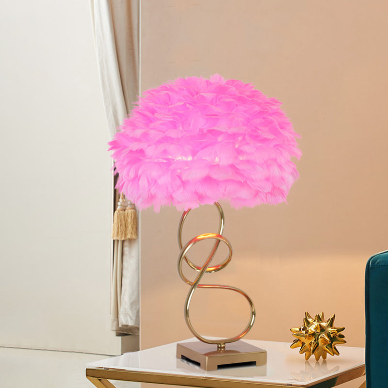 Spiral Metal Table Lighting Modern 1 Head Gold Reading Lamp with Pink Feather Fabric Shade Clearhalo 'Lamps' 'Table Lamps' Lighting' 702957