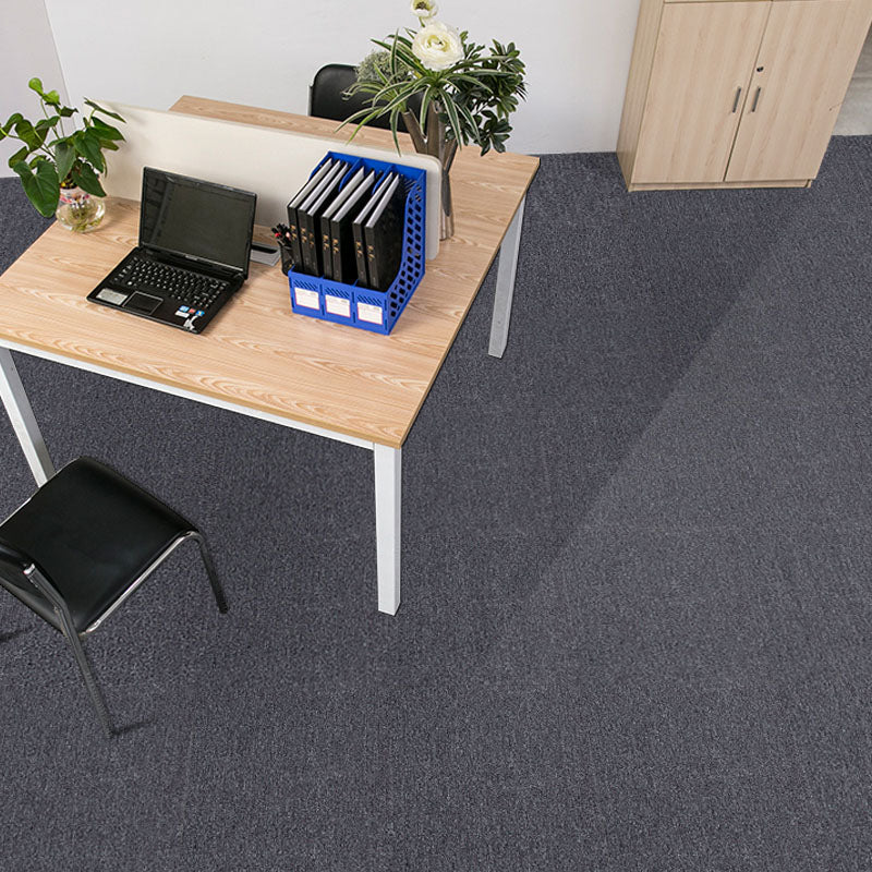 Carpet Tile Fade Resistant Non-Skid Solid Color Loose Lay Carpet Tiles Dining Room Dark Gray Clearhalo 'Carpet Tiles & Carpet Squares' 'carpet_tiles_carpet_squares' 'Flooring 'Home Improvement' 'home_improvement' 'home_improvement_carpet_tiles_carpet_squares' Walls and Ceiling' 7031656