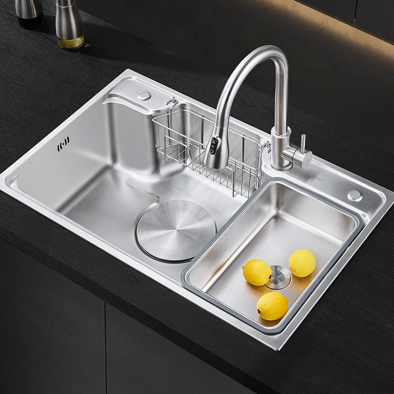 Modern Stainless Steel Sink Overflow Hole Kitchen Sink with Drain Strainer Kit 31.5"L x 18.9"W x 8.7"H Sink with Faucet Blade Faucet Clearhalo 'Home Improvement' 'home_improvement' 'home_improvement_kitchen_sinks' 'Kitchen Remodel & Kitchen Fixtures' 'Kitchen Sinks & Faucet Components' 'Kitchen Sinks' 'kitchen_sinks' 7031934