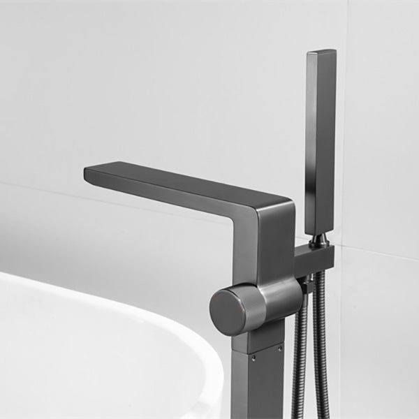 Modern Freestanding Faucet Metal Freestanding Tub Filler Trim Clearhalo 'Bathroom Remodel & Bathroom Fixtures' 'Bathtub Faucets' 'bathtub_faucets' 'Home Improvement' 'home_improvement' 'home_improvement_bathtub_faucets' 7032377