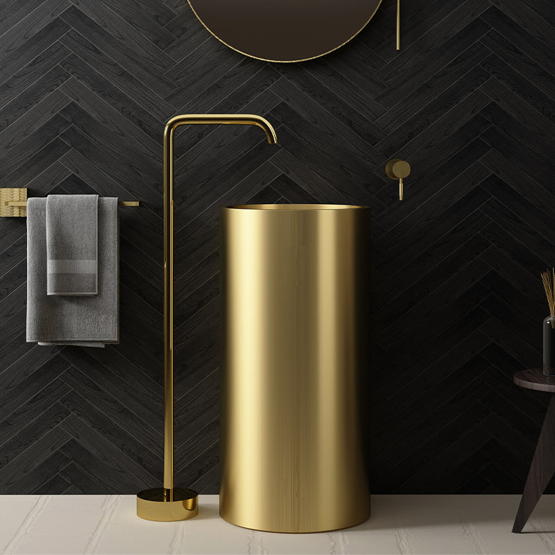Floor Mounted All Bronze Freestanding Tub Filler Freestanding High Arc Tub Filler Trim Gold Sensor Faucet Clearhalo 'Bathroom Remodel & Bathroom Fixtures' 'Bathtub Faucets' 'bathtub_faucets' 'Home Improvement' 'home_improvement' 'home_improvement_bathtub_faucets' 7032380