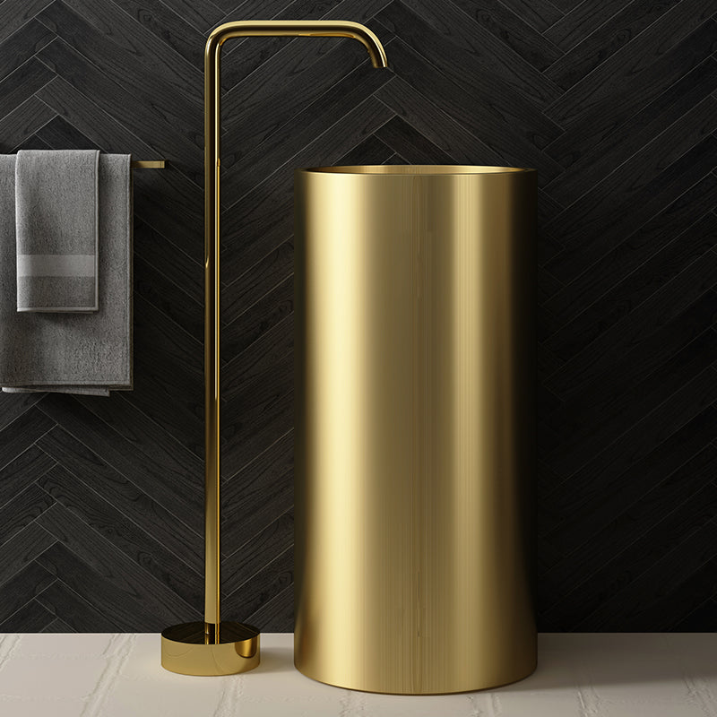 Floor Mounted All Bronze Freestanding Tub Filler Freestanding High Arc Tub Filler Trim Clearhalo 'Bathroom Remodel & Bathroom Fixtures' 'Bathtub Faucets' 'bathtub_faucets' 'Home Improvement' 'home_improvement' 'home_improvement_bathtub_faucets' 7032386