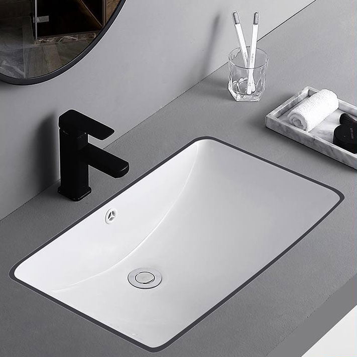 Traditional Undermount Vanity Sink Porcelain Rectangular with Pop-Up Drain Vessel Sink Clearhalo 'Bathroom Remodel & Bathroom Fixtures' 'Bathroom Sinks & Faucet Components' 'Bathroom Sinks' 'bathroom_sink' 'Home Improvement' 'home_improvement' 'home_improvement_bathroom_sink' 7033983