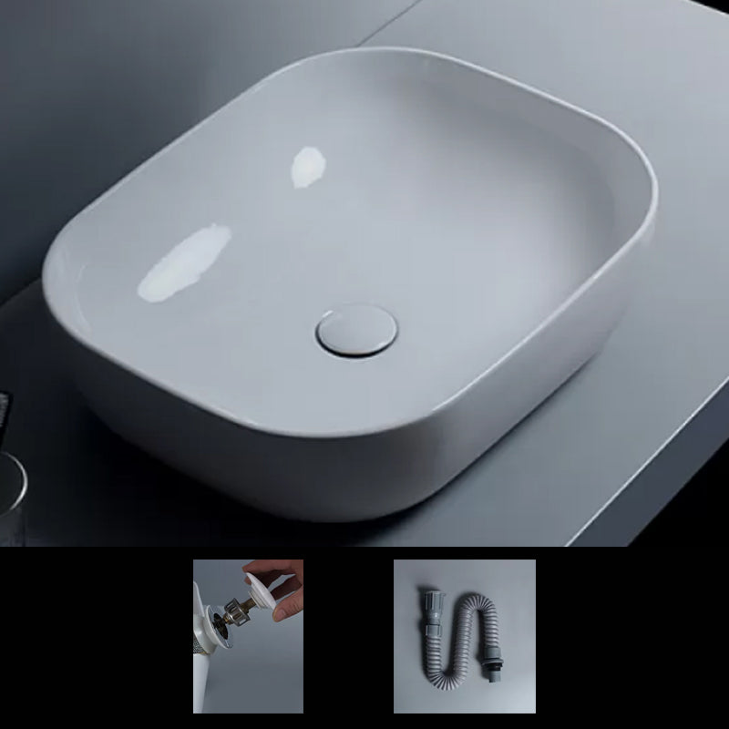 Traditional Vessel Bathroom Sink Porcelain with Faucet Basin Sink 19.7"L x 15.7"W x 5.7"H Unavailiable Sink Clearhalo 'Bathroom Remodel & Bathroom Fixtures' 'Bathroom Sinks & Faucet Components' 'Bathroom Sinks' 'bathroom_sink' 'Home Improvement' 'home_improvement' 'home_improvement_bathroom_sink' 7034050