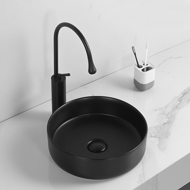 Modern Round Wash Stand Ceramic Table Installation Bathroom Sink Clearhalo 'Bathroom Remodel & Bathroom Fixtures' 'Bathroom Sinks & Faucet Components' 'Bathroom Sinks' 'bathroom_sink' 'Home Improvement' 'home_improvement' 'home_improvement_bathroom_sink' 7038550