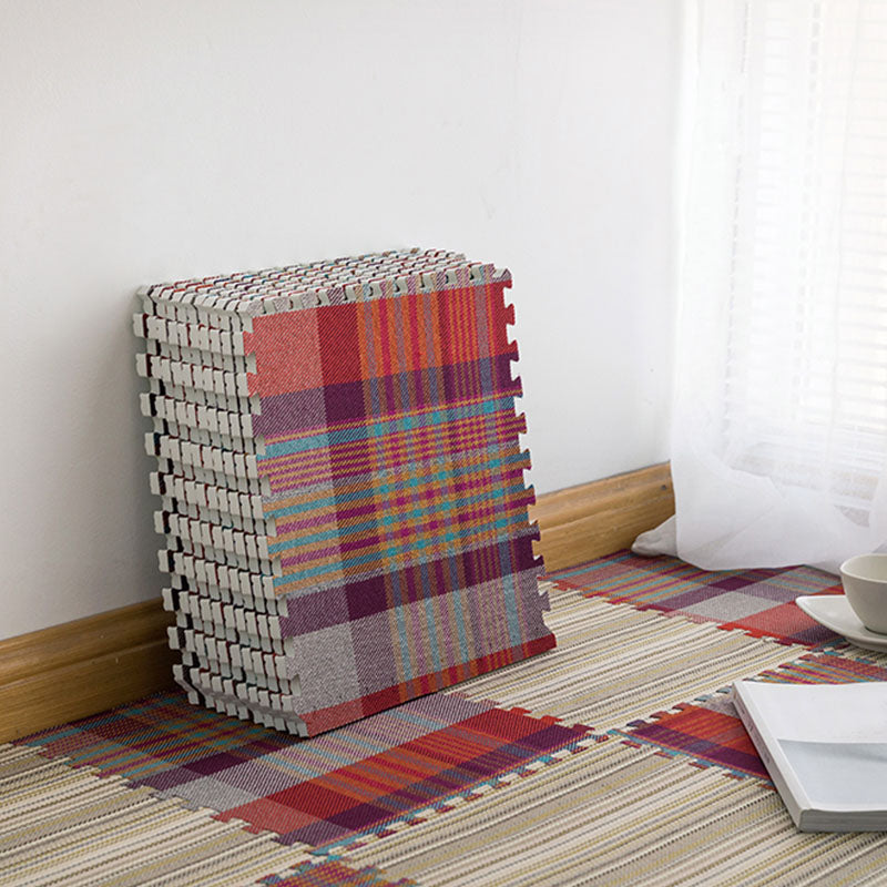 Carpet Tile Non-Skid Fade Resistant Striped Interlocking Carpet Tiles Dining Room Clearhalo 'Carpet Tiles & Carpet Squares' 'carpet_tiles_carpet_squares' 'Flooring 'Home Improvement' 'home_improvement' 'home_improvement_carpet_tiles_carpet_squares' Walls and Ceiling' 7044051