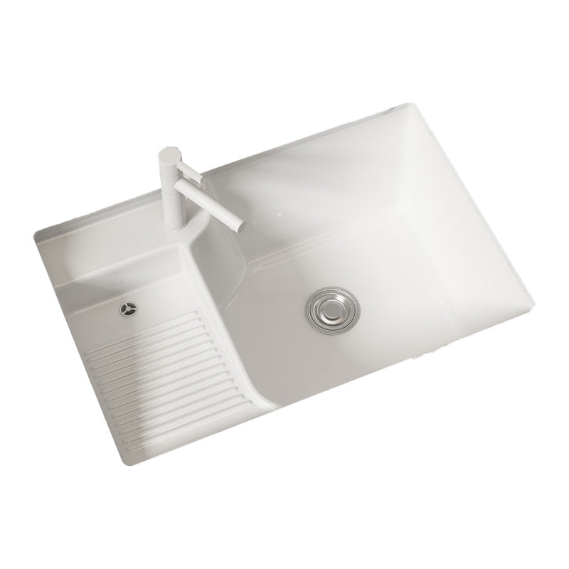 Modern Centerset Faucet Single Hole Lever Handles Centerset Bathroom Sink Faucet Clearhalo 'Bathroom Remodel & Bathroom Fixtures' 'Bathroom Sinks & Faucet Components' 'Bathroom Sinks' 'bathroom_sink' 'Home Improvement' 'home_improvement' 'home_improvement_bathroom_sink' 7051003