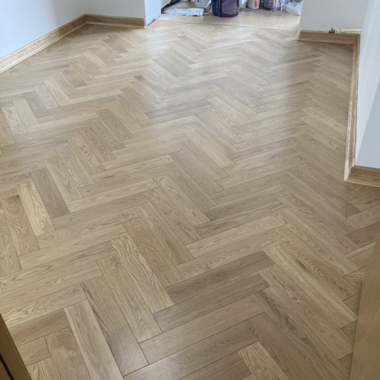 Modern Wood Flooring Wire Brushed Water Resistant Click-Locking Wood Tile Clearhalo 'Flooring 'Hardwood Flooring' 'hardwood_flooring' 'Home Improvement' 'home_improvement' 'home_improvement_hardwood_flooring' Walls and Ceiling' 7062796
