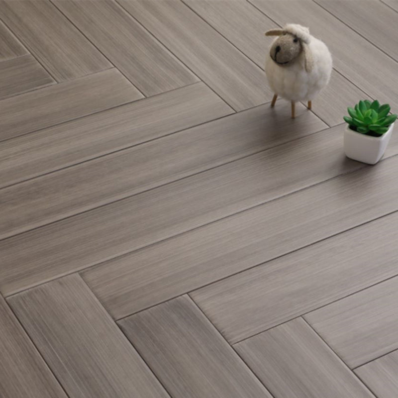 Modern Wood Flooring Wire Brushed Water Resistant Click-Locking Wood Tile Gray/ White Clearhalo 'Flooring 'Hardwood Flooring' 'hardwood_flooring' 'Home Improvement' 'home_improvement' 'home_improvement_hardwood_flooring' Walls and Ceiling' 7062797