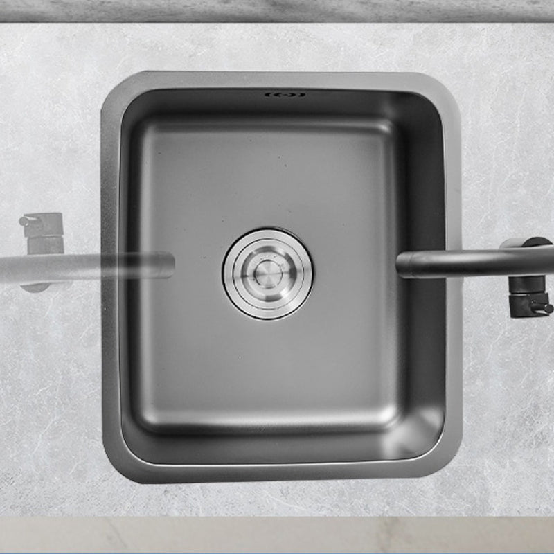 Contemporary Stainless Steel Sink in black with Strainer Drop-In Kitchen Sink Clearhalo 'Home Improvement' 'home_improvement' 'home_improvement_kitchen_sinks' 'Kitchen Remodel & Kitchen Fixtures' 'Kitchen Sinks & Faucet Components' 'Kitchen Sinks' 'kitchen_sinks' 7063424