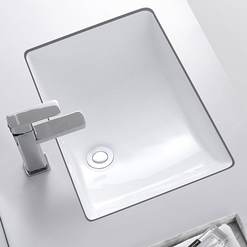 Classic Porcelain Bathroom Sink Trough Bathroom Sink in White Clearhalo 'Bathroom Remodel & Bathroom Fixtures' 'Bathroom Sinks & Faucet Components' 'Bathroom Sinks' 'bathroom_sink' 'Home Improvement' 'home_improvement' 'home_improvement_bathroom_sink' 7063597