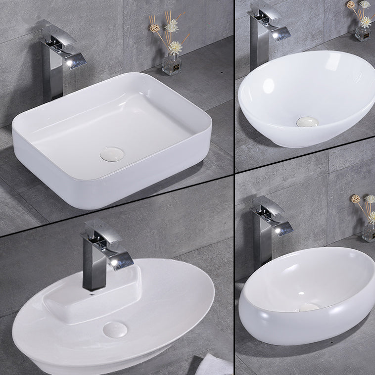 Contemporary Trough Sink Porcelain Trough Bathroom Sink with Faucet Included Clearhalo 'Bathroom Remodel & Bathroom Fixtures' 'Bathroom Sinks & Faucet Components' 'Bathroom Sinks' 'bathroom_sink' 'Home Improvement' 'home_improvement' 'home_improvement_bathroom_sink' 7063718
