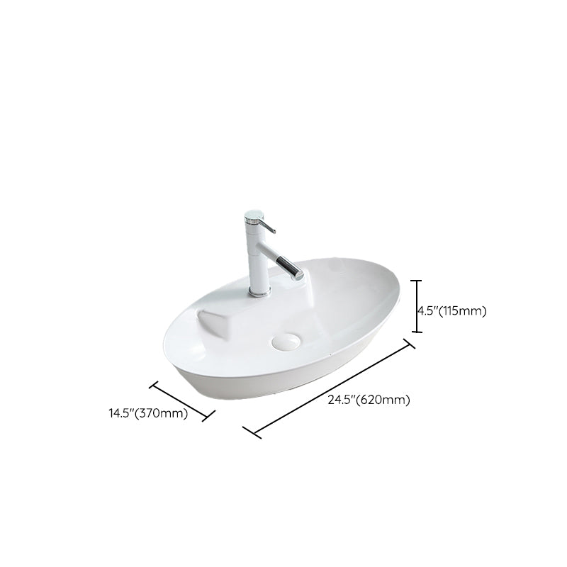 Contemporary Trough Sink Porcelain Trough Bathroom Sink with Faucet Included Clearhalo 'Bathroom Remodel & Bathroom Fixtures' 'Bathroom Sinks & Faucet Components' 'Bathroom Sinks' 'bathroom_sink' 'Home Improvement' 'home_improvement' 'home_improvement_bathroom_sink' 7063759