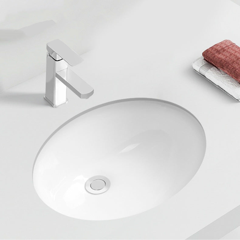 Contemporary Round Wash Stand Ceramic Undermount Bathroom Sink Clearhalo 'Bathroom Remodel & Bathroom Fixtures' 'Bathroom Sinks & Faucet Components' 'Bathroom Sinks' 'bathroom_sink' 'Home Improvement' 'home_improvement' 'home_improvement_bathroom_sink' 7063811