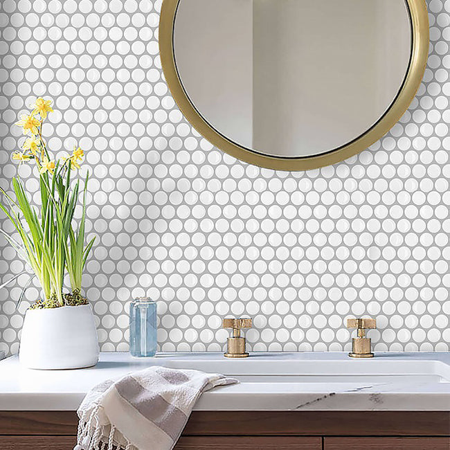 Modern Peel and Stick Tiles PVC Penny Round Peel and Stick Backsplash Tile White 100-Piece Set Clearhalo 'Flooring 'Home Improvement' 'home_improvement' 'home_improvement_peel_stick_blacksplash' 'Peel & Stick Backsplash Tile' 'peel_stick_blacksplash' 'Walls & Ceilings' Walls and Ceiling' 7064634