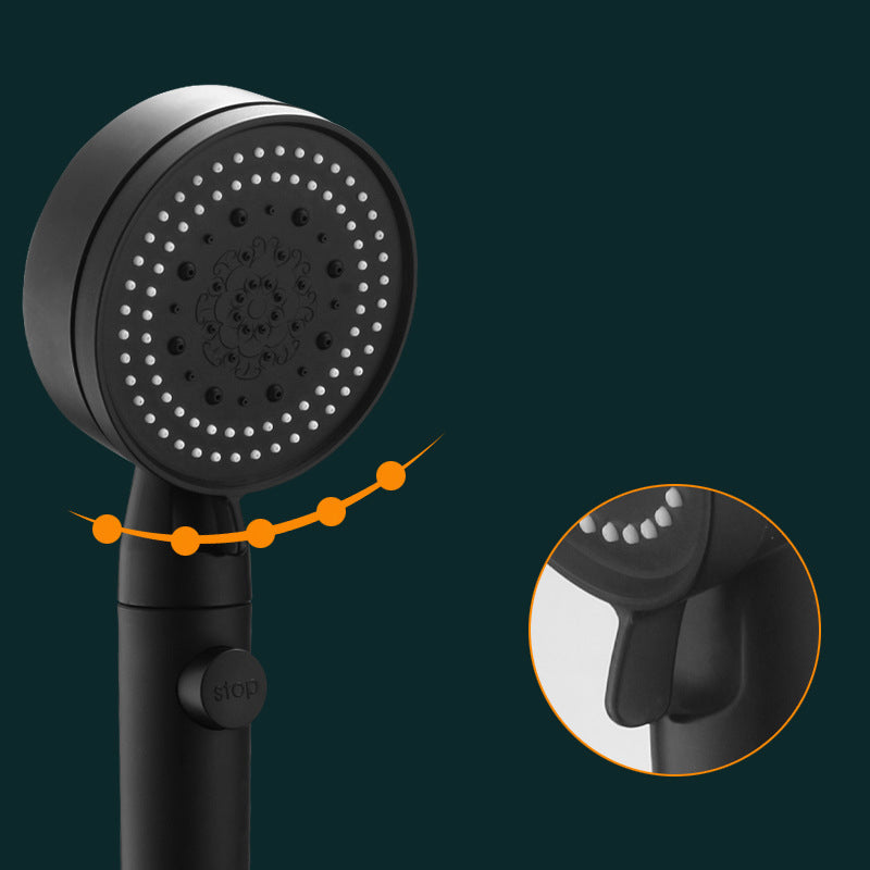 Classic Shower Head Adjustable Spray Pattern Round Shower Head in Black Clearhalo 'Bathroom Remodel & Bathroom Fixtures' 'Home Improvement' 'home_improvement' 'home_improvement_shower_heads' 'Shower Heads' 'shower_heads' 'Showers & Bathtubs Plumbing' 'Showers & Bathtubs' 7065161