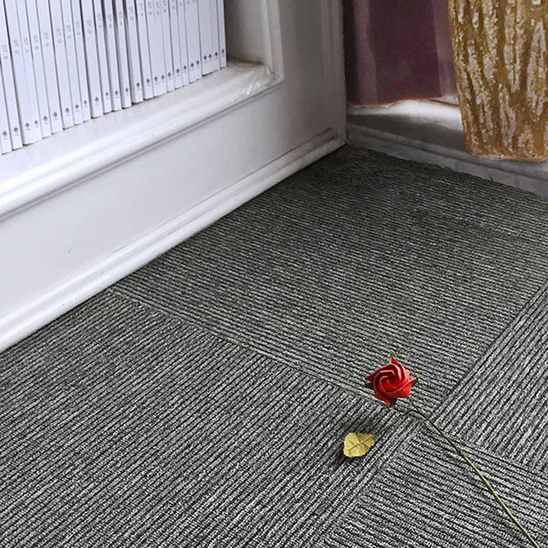 Modern Carpet Tiles Self Adhesive Level Loop Stain Resistant Carpet Tile Textured Silver 1 Set for Wallboard (32 Pieces * 1) Asphalt Clearhalo 'Carpet Tiles & Carpet Squares' 'carpet_tiles_carpet_squares' 'Flooring 'Home Improvement' 'home_improvement' 'home_improvement_carpet_tiles_carpet_squares' Walls and Ceiling' 7078387