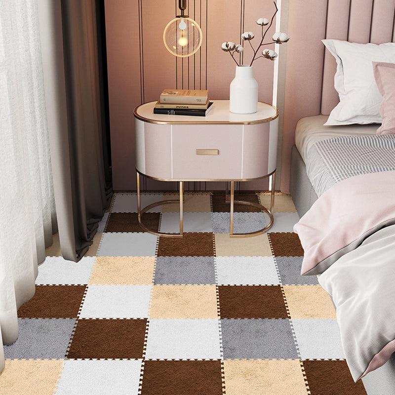 Non-Skid Level Loop Carpet Tile Multi-Color Interlocking Bedroom Carpet Tiles Clearhalo 'Carpet Tiles & Carpet Squares' 'carpet_tiles_carpet_squares' 'Flooring 'Home Improvement' 'home_improvement' 'home_improvement_carpet_tiles_carpet_squares' Walls and Ceiling' 7078453
