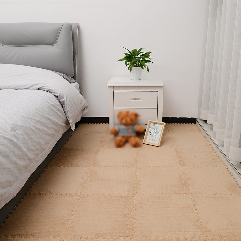 Non-Skid Level Loop Carpet Tile Multi-Color Interlocking Bedroom Carpet Tiles Camel Clearhalo 'Carpet Tiles & Carpet Squares' 'carpet_tiles_carpet_squares' 'Flooring 'Home Improvement' 'home_improvement' 'home_improvement_carpet_tiles_carpet_squares' Walls and Ceiling' 7078457