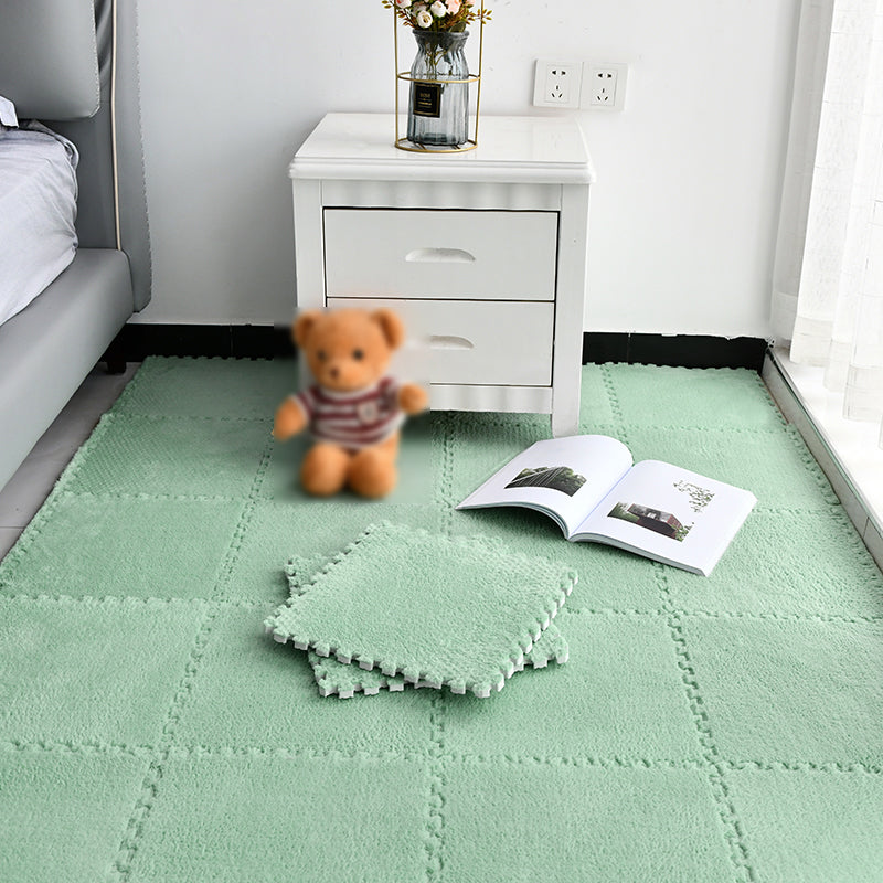 Non-Skid Level Loop Carpet Tile Multi-Color Interlocking Bedroom Carpet Tiles Mint Green Clearhalo 'Carpet Tiles & Carpet Squares' 'carpet_tiles_carpet_squares' 'Flooring 'Home Improvement' 'home_improvement' 'home_improvement_carpet_tiles_carpet_squares' Walls and Ceiling' 7078470