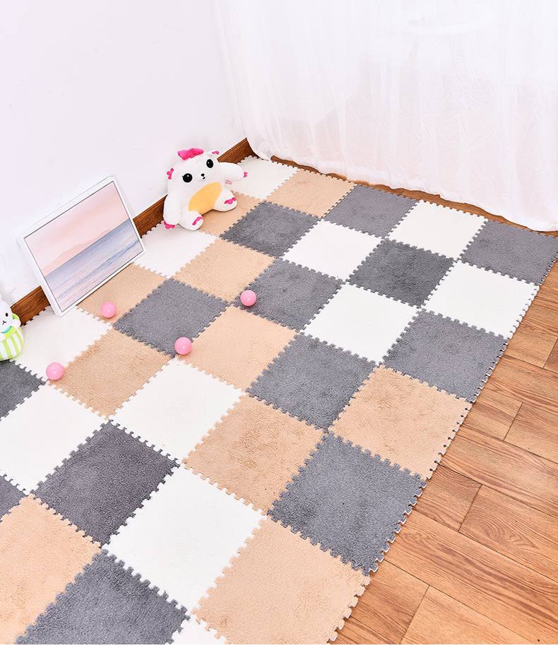 Non-Skid Level Loop Carpet Tile Multi-Color Interlocking Bedroom Carpet Tiles Clearhalo 'Carpet Tiles & Carpet Squares' 'carpet_tiles_carpet_squares' 'Flooring 'Home Improvement' 'home_improvement' 'home_improvement_carpet_tiles_carpet_squares' Walls and Ceiling' 7078475