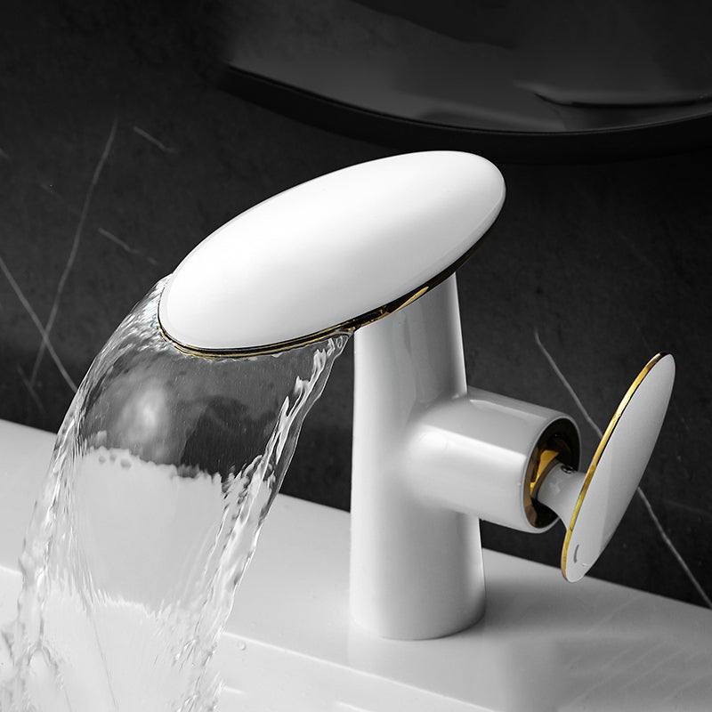 Modern Faucet Waterfall Spout Single Hole Lever Handle Bathroom Faucet Clearhalo 'Bathroom Remodel & Bathroom Fixtures' 'Bathroom Sink Faucets' 'Bathroom Sinks & Faucet Components' 'bathroom_sink_faucets' 'Home Improvement' 'home_improvement' 'home_improvement_bathroom_sink_faucets' 7078478