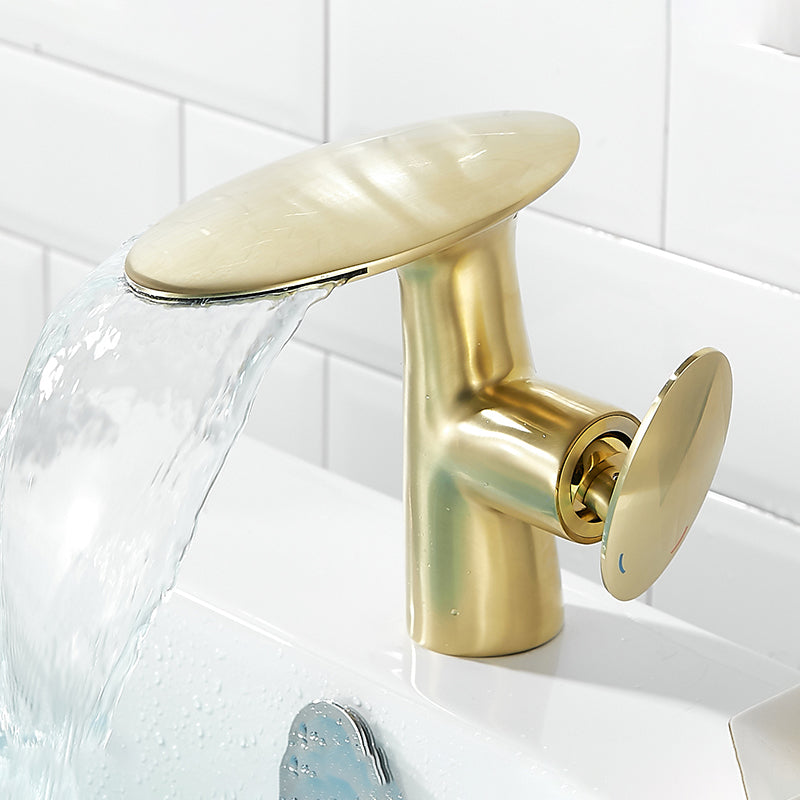 Modern Faucet Waterfall Spout Single Hole Lever Handle Bathroom Faucet Gold Clearhalo 'Bathroom Remodel & Bathroom Fixtures' 'Bathroom Sink Faucets' 'Bathroom Sinks & Faucet Components' 'bathroom_sink_faucets' 'Home Improvement' 'home_improvement' 'home_improvement_bathroom_sink_faucets' 7078482