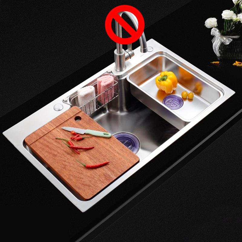 Stainless Steel Kitchen Sink Single Bowl Kitchen Sink(Not Included Faucet) Silver None Clearhalo 'Home Improvement' 'home_improvement' 'home_improvement_kitchen_sinks' 'Kitchen Remodel & Kitchen Fixtures' 'Kitchen Sinks & Faucet Components' 'Kitchen Sinks' 'kitchen_sinks' 7079221