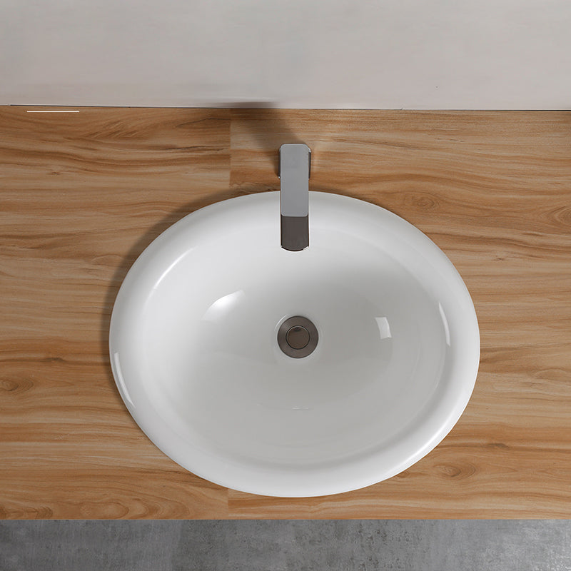 Traditional Drop-in Bathroom Sink Oval Porcelain with Overflow and Faucet Basin Clearhalo 'Bathroom Remodel & Bathroom Fixtures' 'Bathroom Sinks & Faucet Components' 'Bathroom Sinks' 'bathroom_sink' 'Home Improvement' 'home_improvement' 'home_improvement_bathroom_sink' 7079342