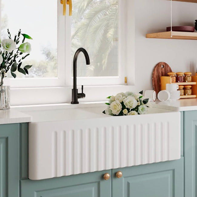 Farm Style Bathroom Sink Ceramic Rectangular Washroom Sink with Faucet Clearhalo 'Bathroom Remodel & Bathroom Fixtures' 'Bathroom Sinks & Faucet Components' 'Bathroom Sinks' 'bathroom_sink' 'Home Improvement' 'home_improvement' 'home_improvement_bathroom_sink' 7079493