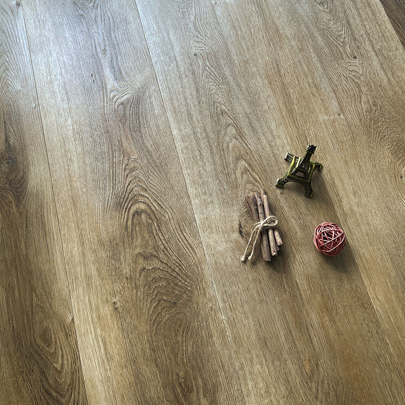 Rectangular Laminate Textured Wooden Waterproof Scratch Resistant Laminate Floor Brown Clearhalo 'Flooring 'Home Improvement' 'home_improvement' 'home_improvement_laminate_flooring' 'Laminate Flooring' 'laminate_flooring' Walls and Ceiling' 7097561
