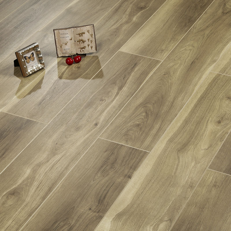 Wooden Laminate Rectangular Click Lock Scratch Resistant Waterproof Laminate Floor Clearhalo 'Flooring 'Home Improvement' 'home_improvement' 'home_improvement_laminate_flooring' 'Laminate Flooring' 'laminate_flooring' Walls and Ceiling' 7097599