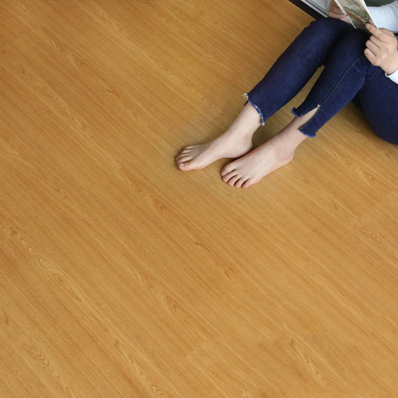 Rectangle PVC Flooring Peel and Stick Wood Look Smooth Vinyl Flooring Brown Yellow Clearhalo 'Flooring 'Home Improvement' 'home_improvement' 'home_improvement_vinyl_flooring' 'Vinyl Flooring' 'vinyl_flooring' Walls and Ceiling' 7098126