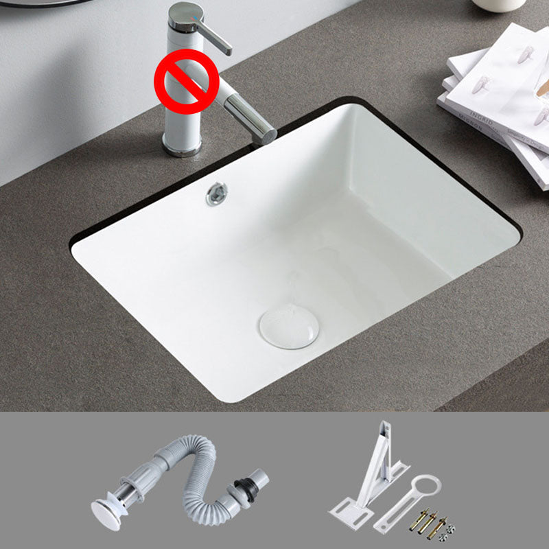 Rectangular and Oval Vessel Sink with No Craftsmanship Basin Sink(Not Including Faucet) Clearhalo 'Bathroom Remodel & Bathroom Fixtures' 'Bathroom Sinks & Faucet Components' 'Bathroom Sinks' 'bathroom_sink' 'Home Improvement' 'home_improvement' 'home_improvement_bathroom_sink' 7098463
