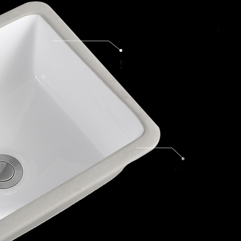 Traditional Undermount Vanity Sink Round Porcelain with Overflow Basin Sink Clearhalo 'Bathroom Remodel & Bathroom Fixtures' 'Bathroom Sinks & Faucet Components' 'Bathroom Sinks' 'bathroom_sink' 'Home Improvement' 'home_improvement' 'home_improvement_bathroom_sink' 7099026
