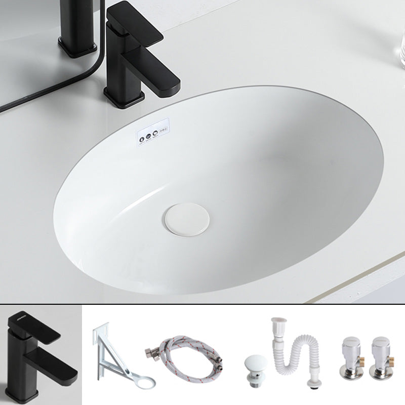 Traditional Undermount Bathroom Sink Porcelain with Overflow and Drain Assembly Basin Sink 24"L x 18"W x 8"H Sink with Faucet Clearhalo 'Bathroom Remodel & Bathroom Fixtures' 'Bathroom Sinks & Faucet Components' 'Bathroom Sinks' 'bathroom_sink' 'Home Improvement' 'home_improvement' 'home_improvement_bathroom_sink' 7099100